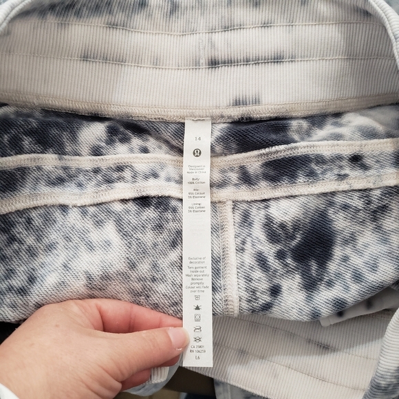 Lululemon Athletica warm down jogger marble dye Size 14 - Picture 9 of 13